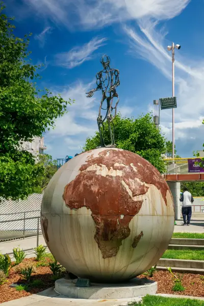 A Thrilling Encounter: Australia's Jumping Crocodiles in the Northern Territory