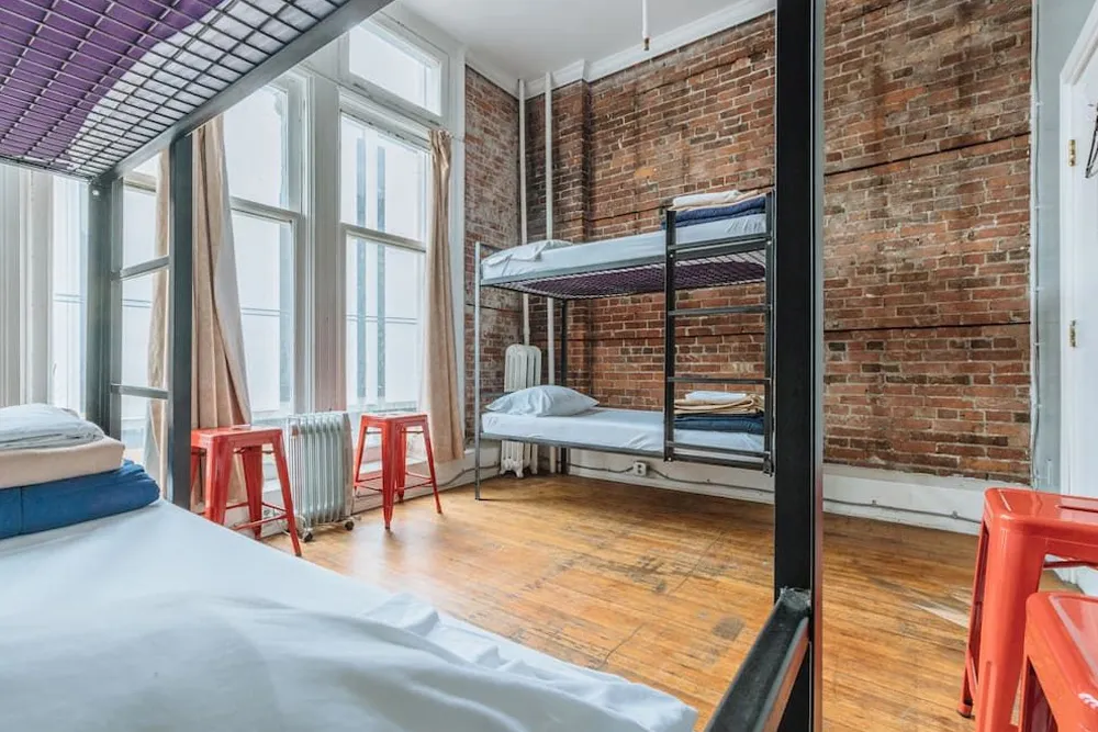 Navigating Vancouver on a Budget: Premier Hostel Stays for 2026